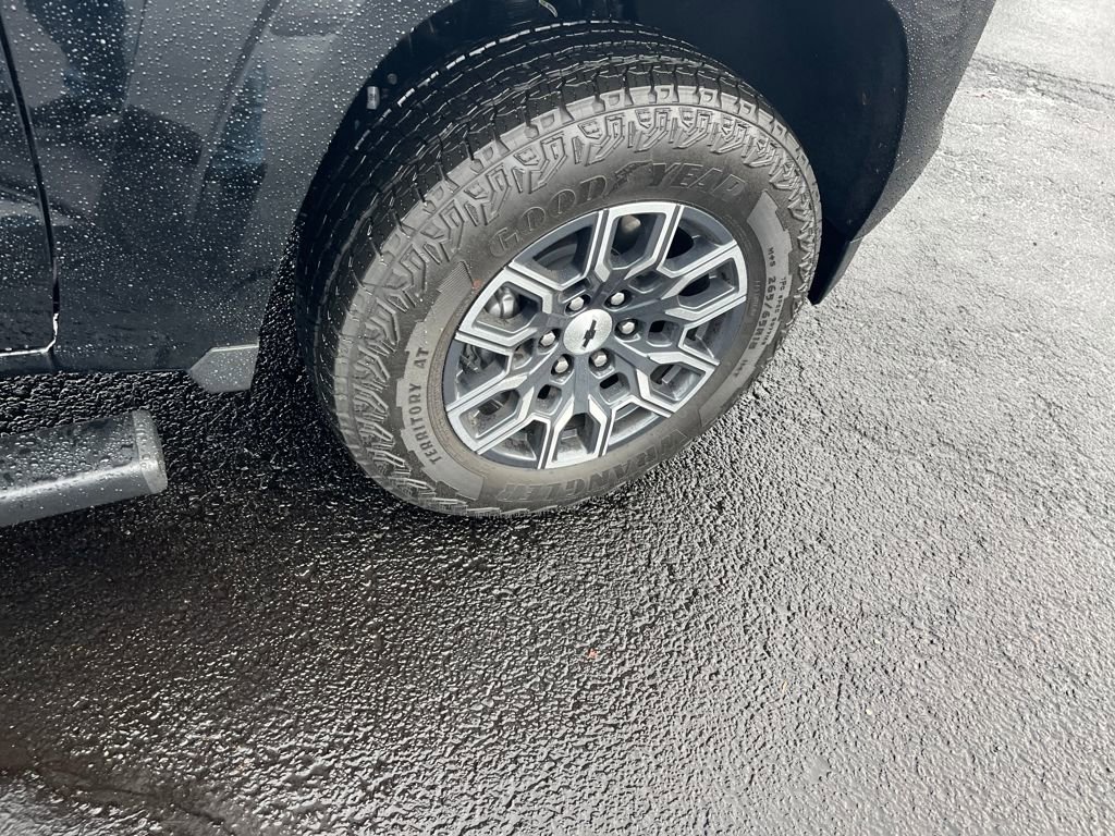 Used 2025 Chevrolet Colorado Z71 image 28