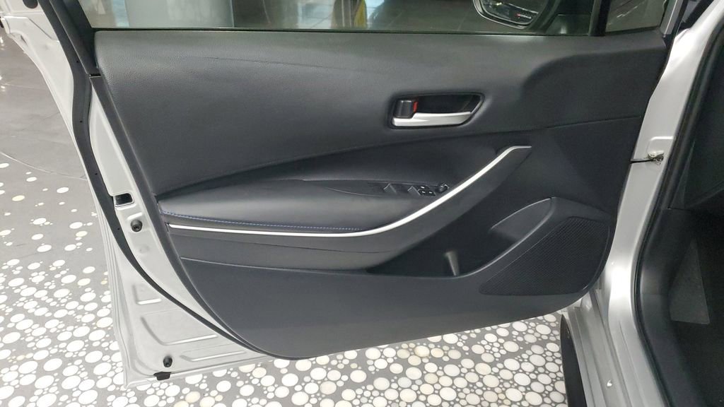Used 2020 Toyota Corolla SE w/ Carpet Mat Package (TMS) image 20