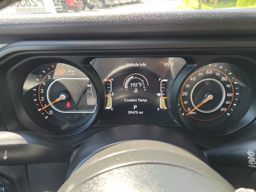 Used 2025 Jeep Wrangler Unlimited Sport AWD/4WD image 14