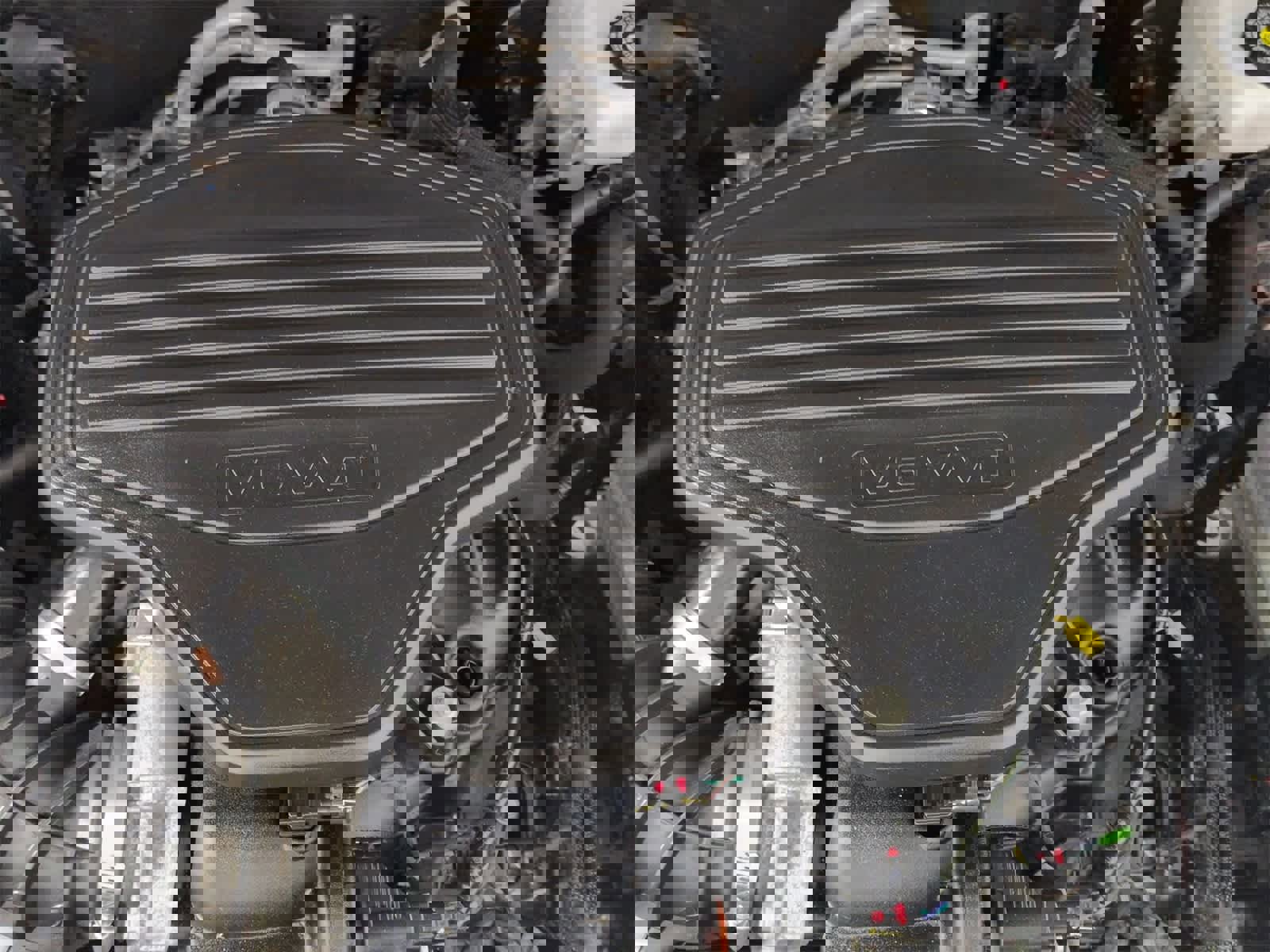 Used 2020 GMC Acadia SLE image 16