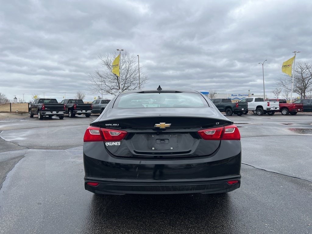 Used 2023 Chevrolet Malibu LT w/ Driver Confidence Package image 4