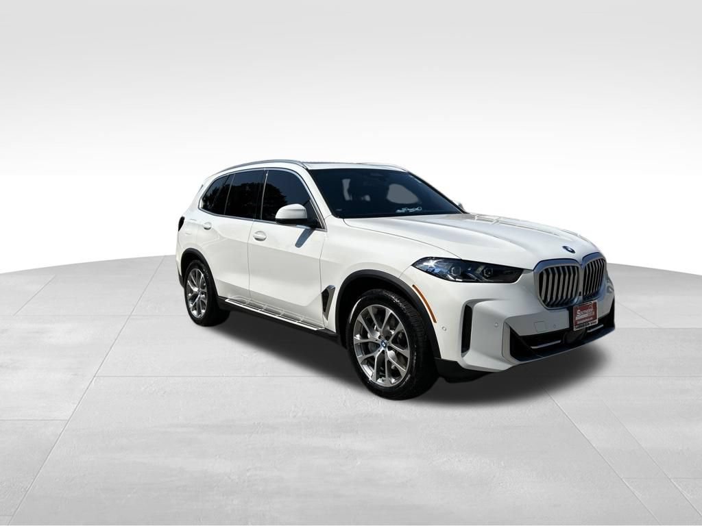 Used 2025 BMW X5 xDrive50e AWD/4WD image 8