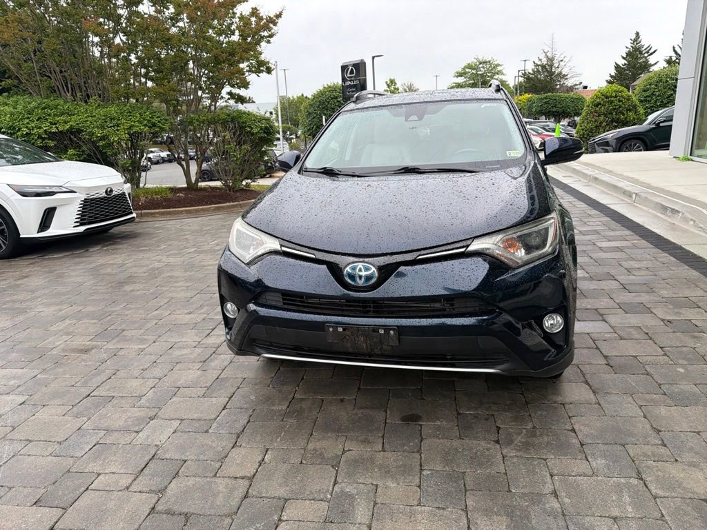 Used 2017 Toyota RAV4 XLE w/ All Weather Liner Package AWD/4WD image 21
