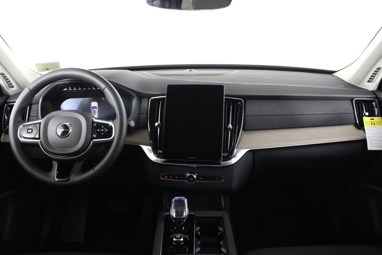 New 2026 Volvo XC90 B6 Plus AWD/4WD image 5