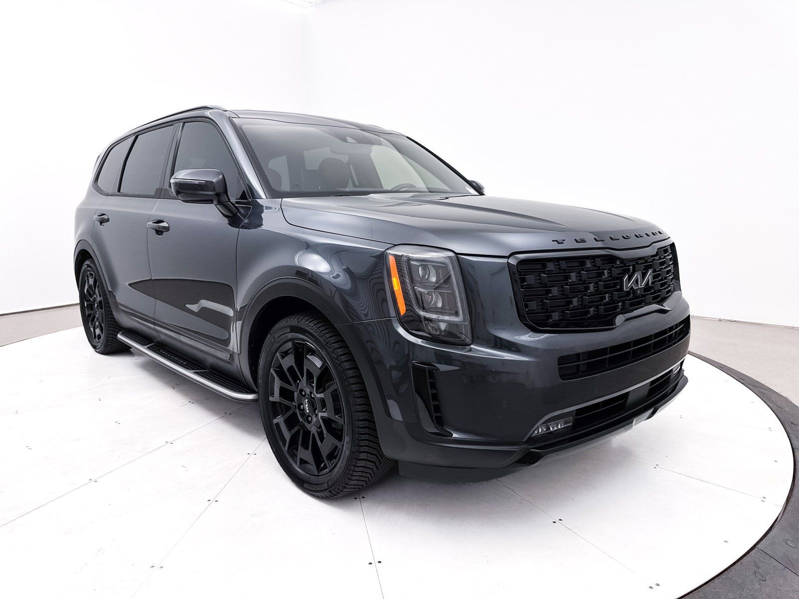 Used 2022 Kia Telluride SX w/ SX Prestige Package image 15