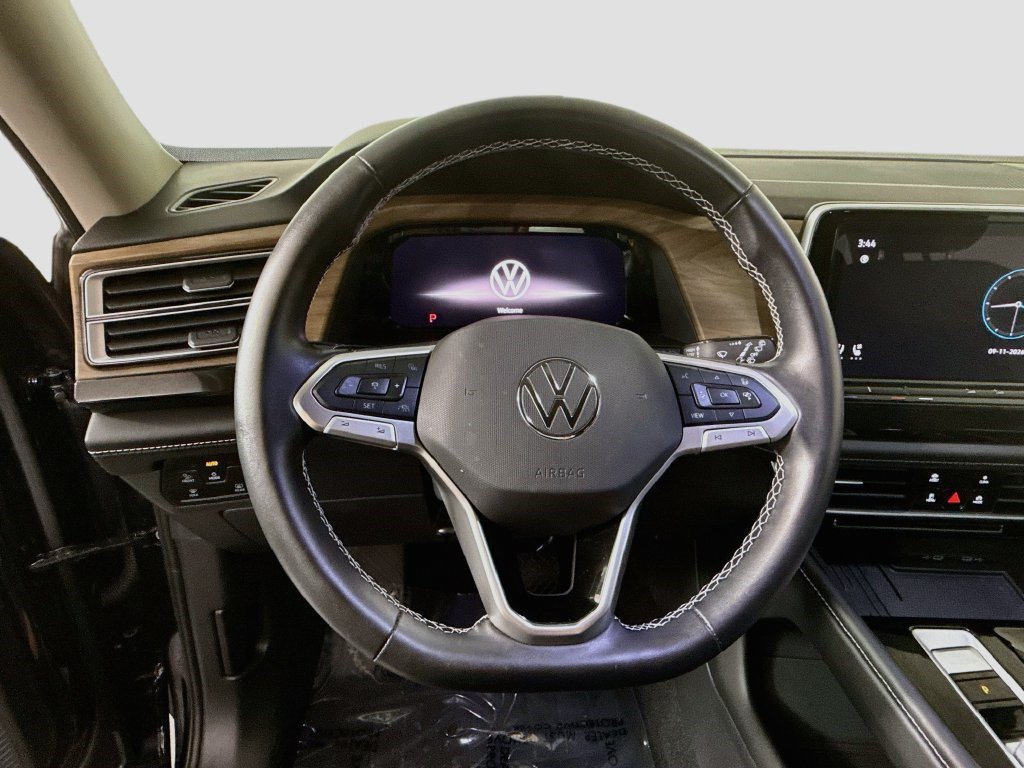 Used 2026 Volkswagen Atlas SE FWD image 12