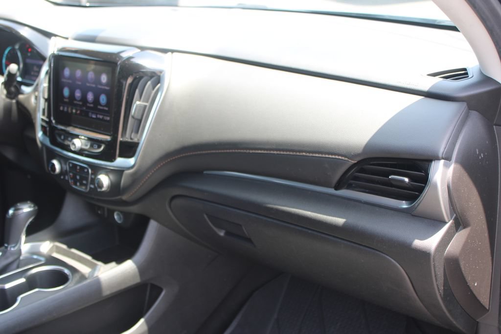 Used 2020 Chevrolet Traverse LT FWD image 31