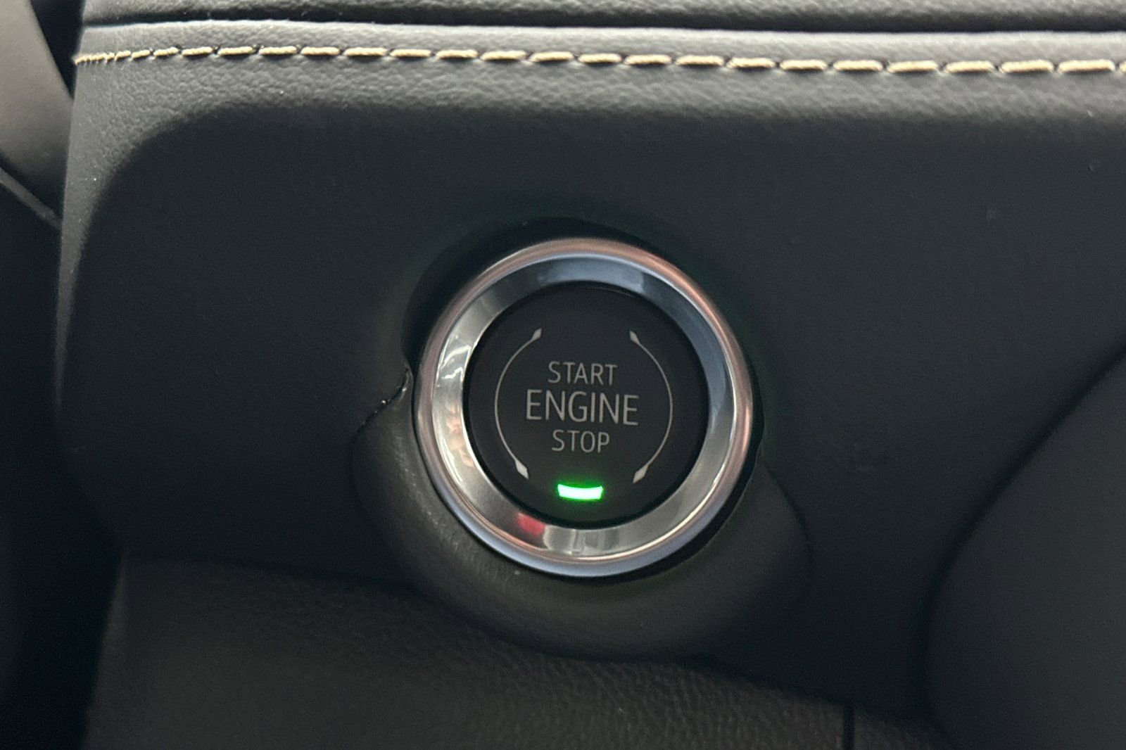 New 2026 Chevrolet Suburban Premier w/ Sun And Tow Package image 21