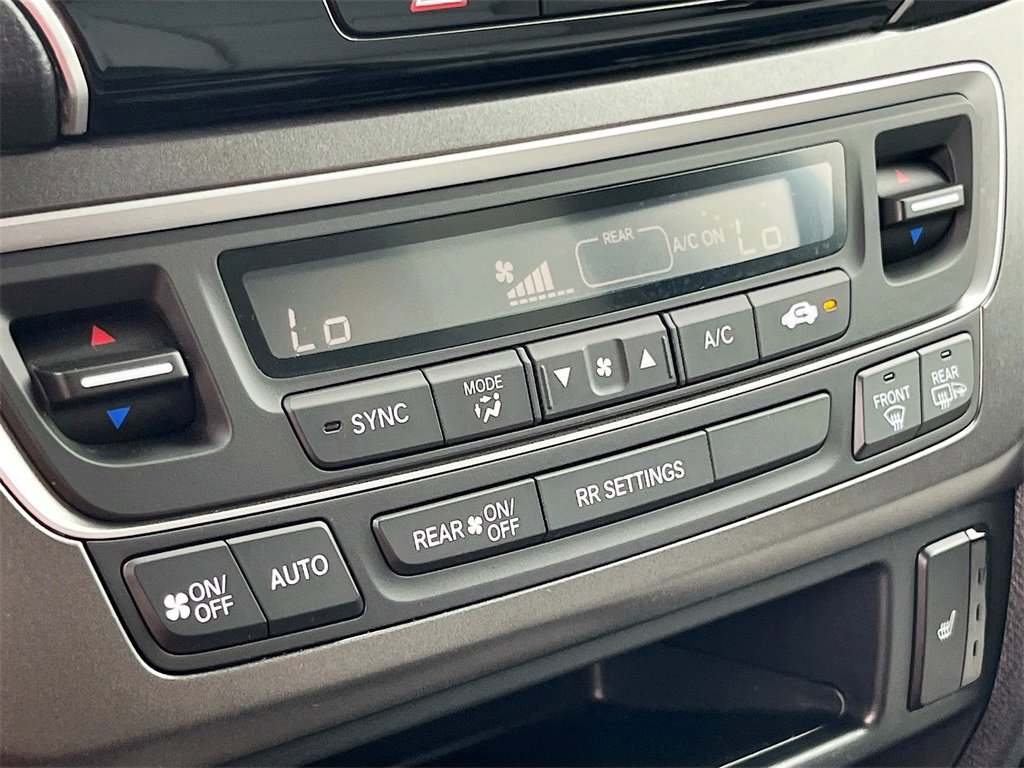 Used 2025 Honda Passport EX-L image 15