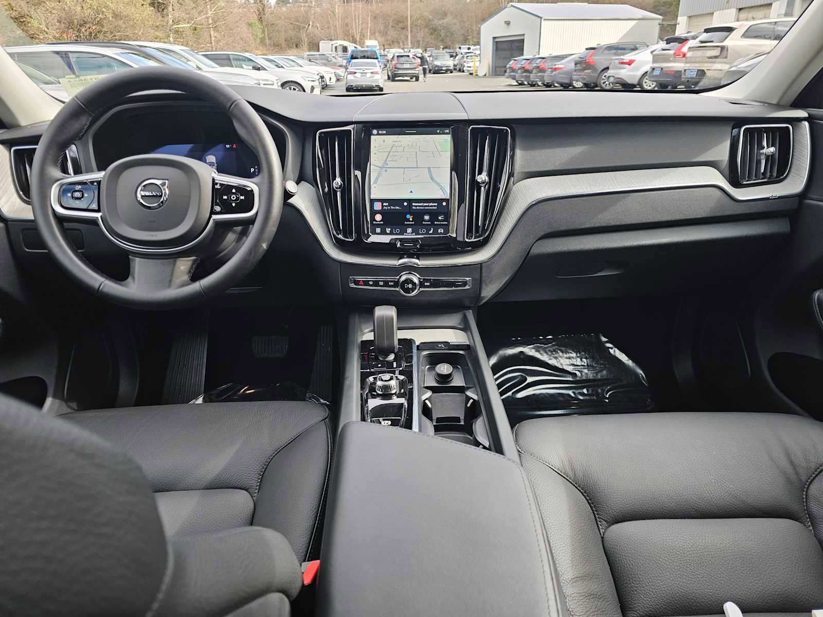 Certified 2025 Volvo XC60 B5 Plus image 21