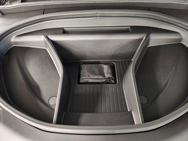New 2026 Volvo EX90 Plus RWD image 29