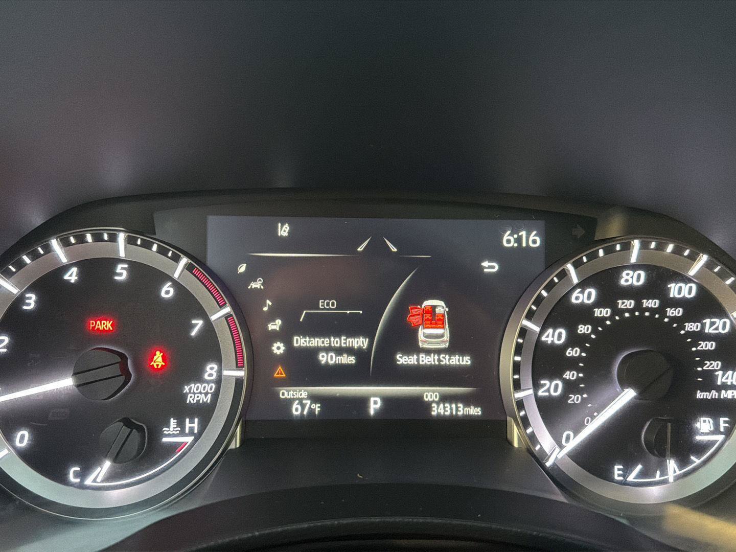 Used 2023 Toyota Highlander XLE FWD image 23