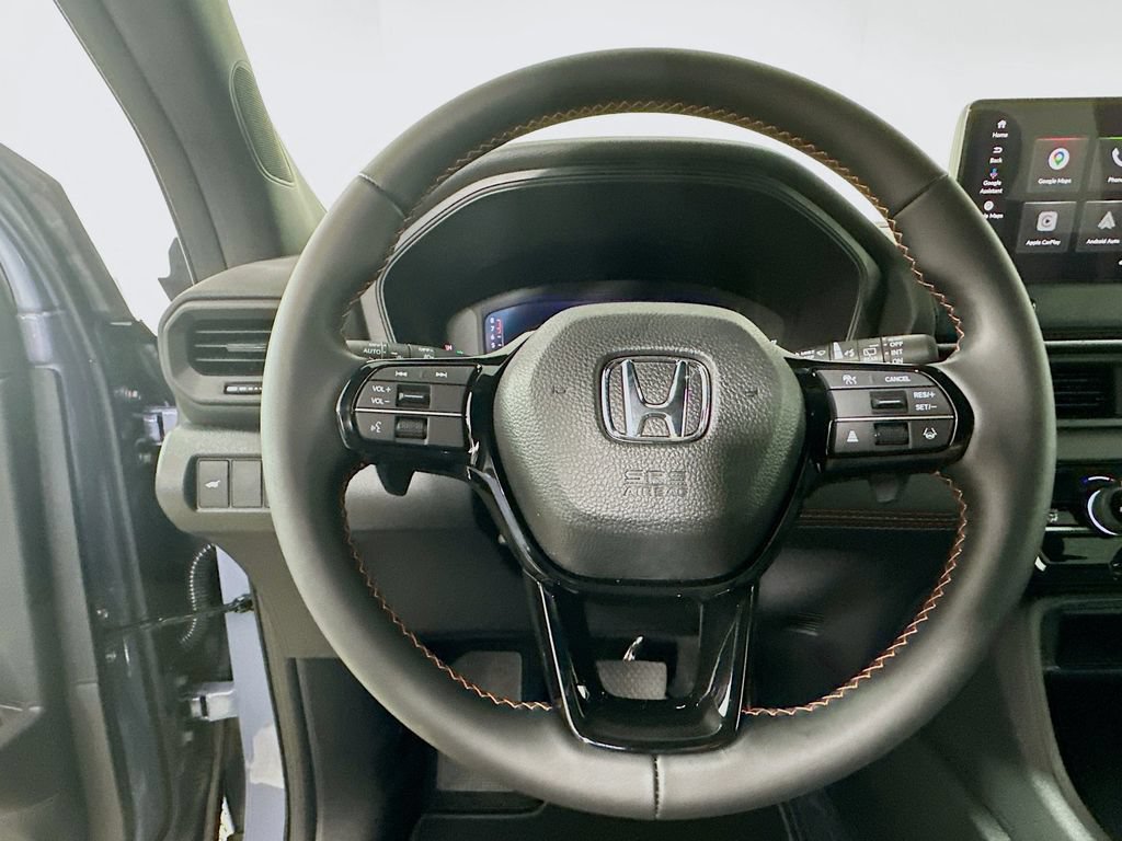 Used 2026 Honda Pilot Sport image 18