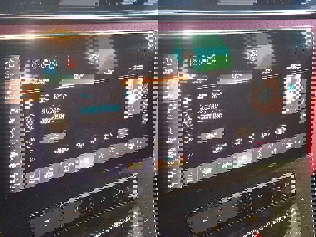 New 2025 Maserati Grecale Modena image 32