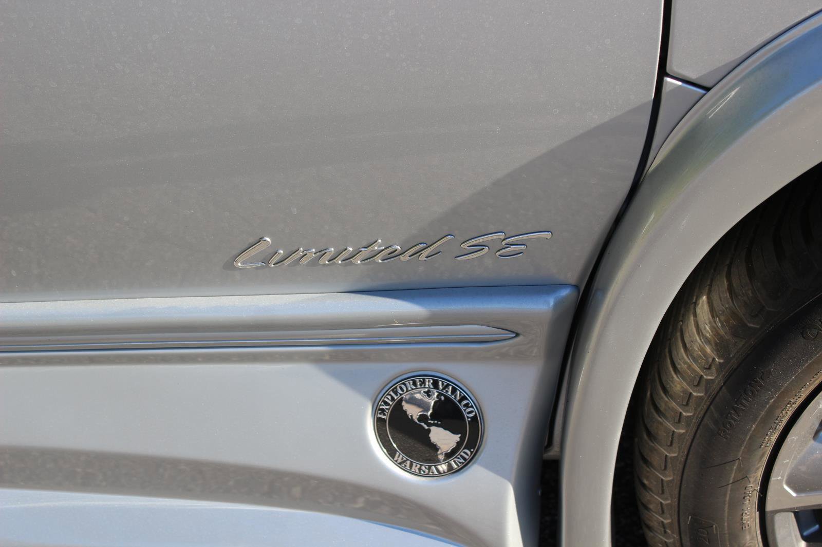 New 2025 Chevrolet Express 2500 RWD 2500 155 w/ Driver Convenience Package image 10