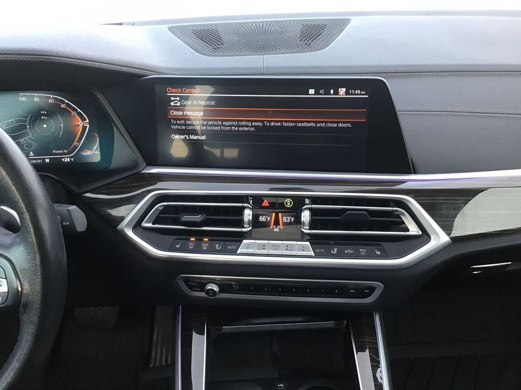 Used 2023 BMW X5 xDrive40i w/ Premium Package image 14