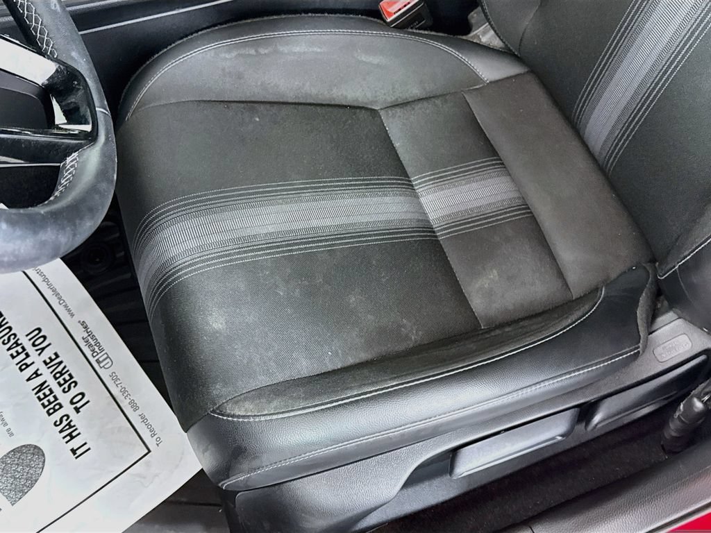 Used 2023 Honda Civic Sport image 19