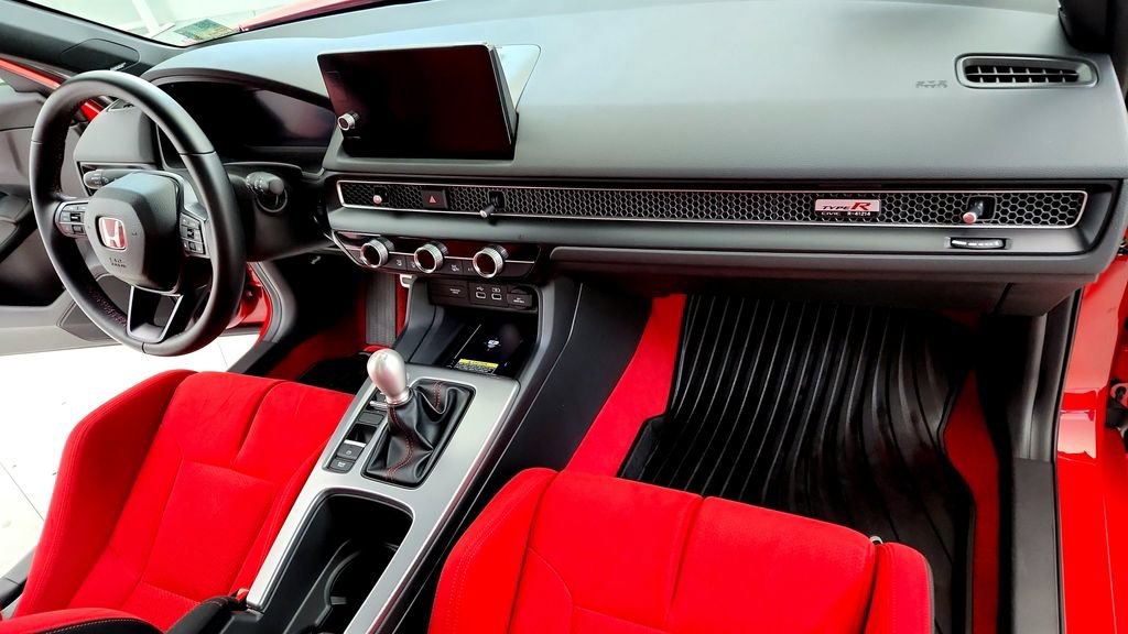 Used 2025 Honda Civic Type R image 16
