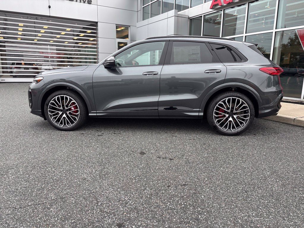 New 2026 Audi SQ5 Premium Plus AWD/4WD image 2