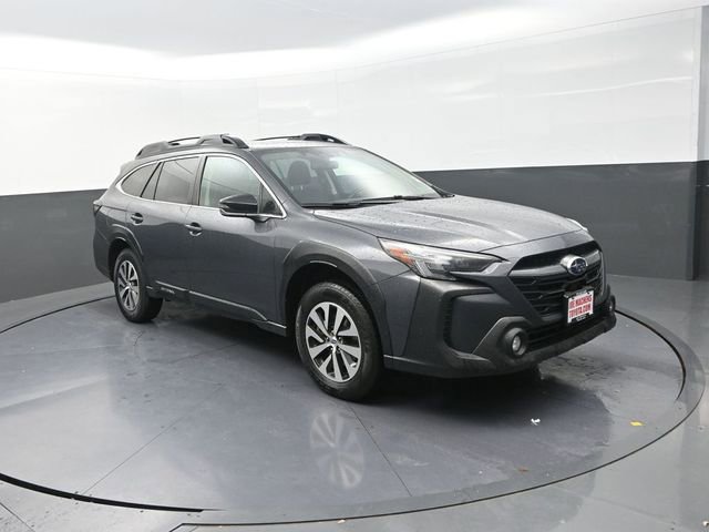 Used 2024 Subaru Outback Premium image 9