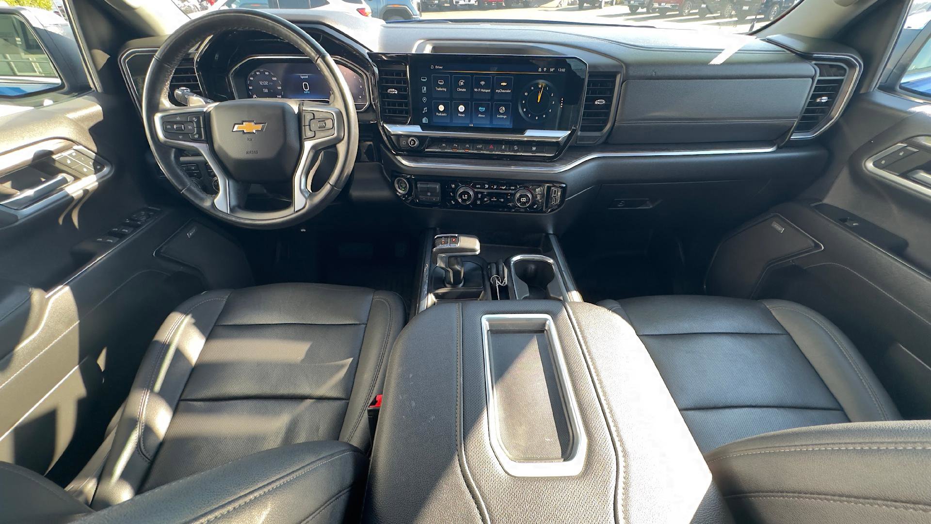 Used 2022 Chevrolet Silverado 1500 LTZ AWD/4WD image 7