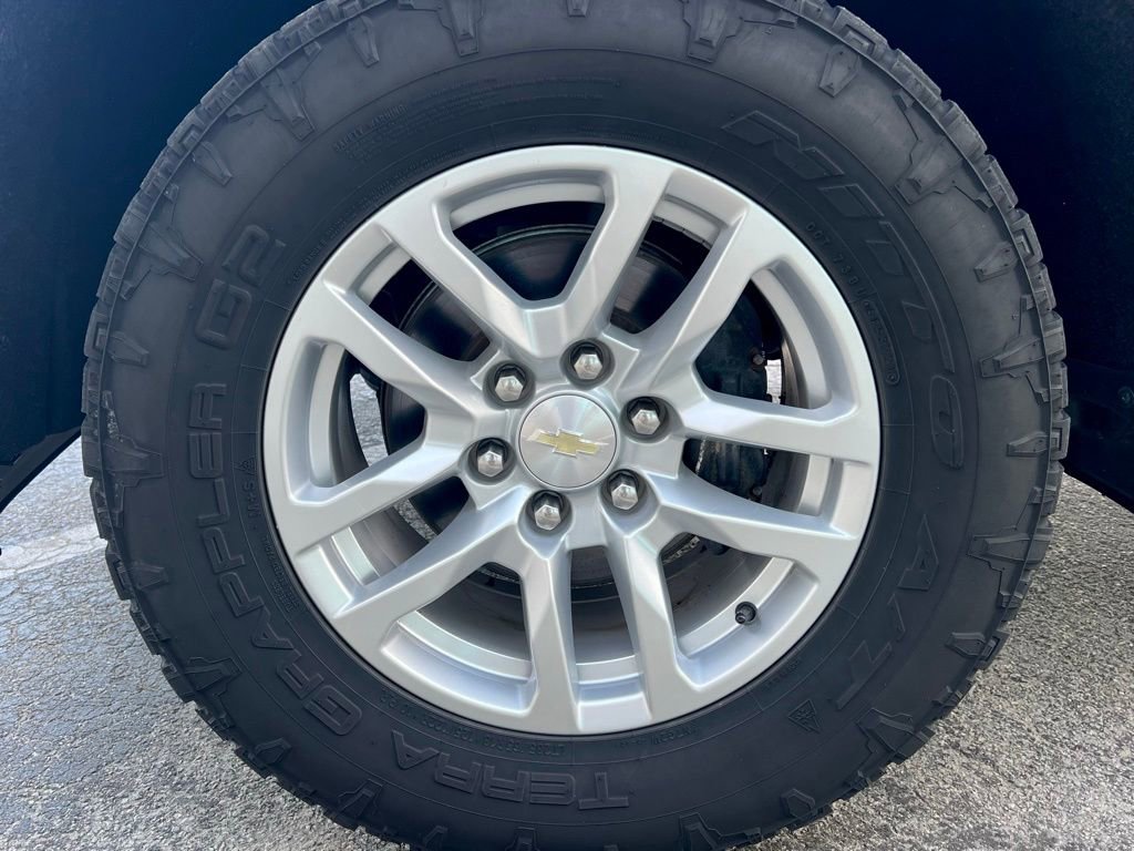 Used 2020 Chevrolet Silverado 1500 LT w/ All-Star Edition image 20