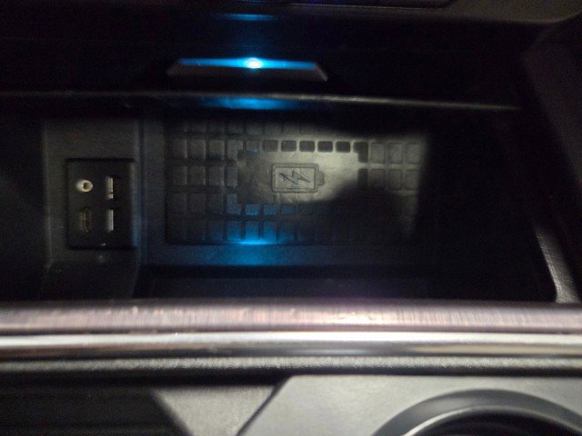 Used 2020 Ford F350 Limited image 55