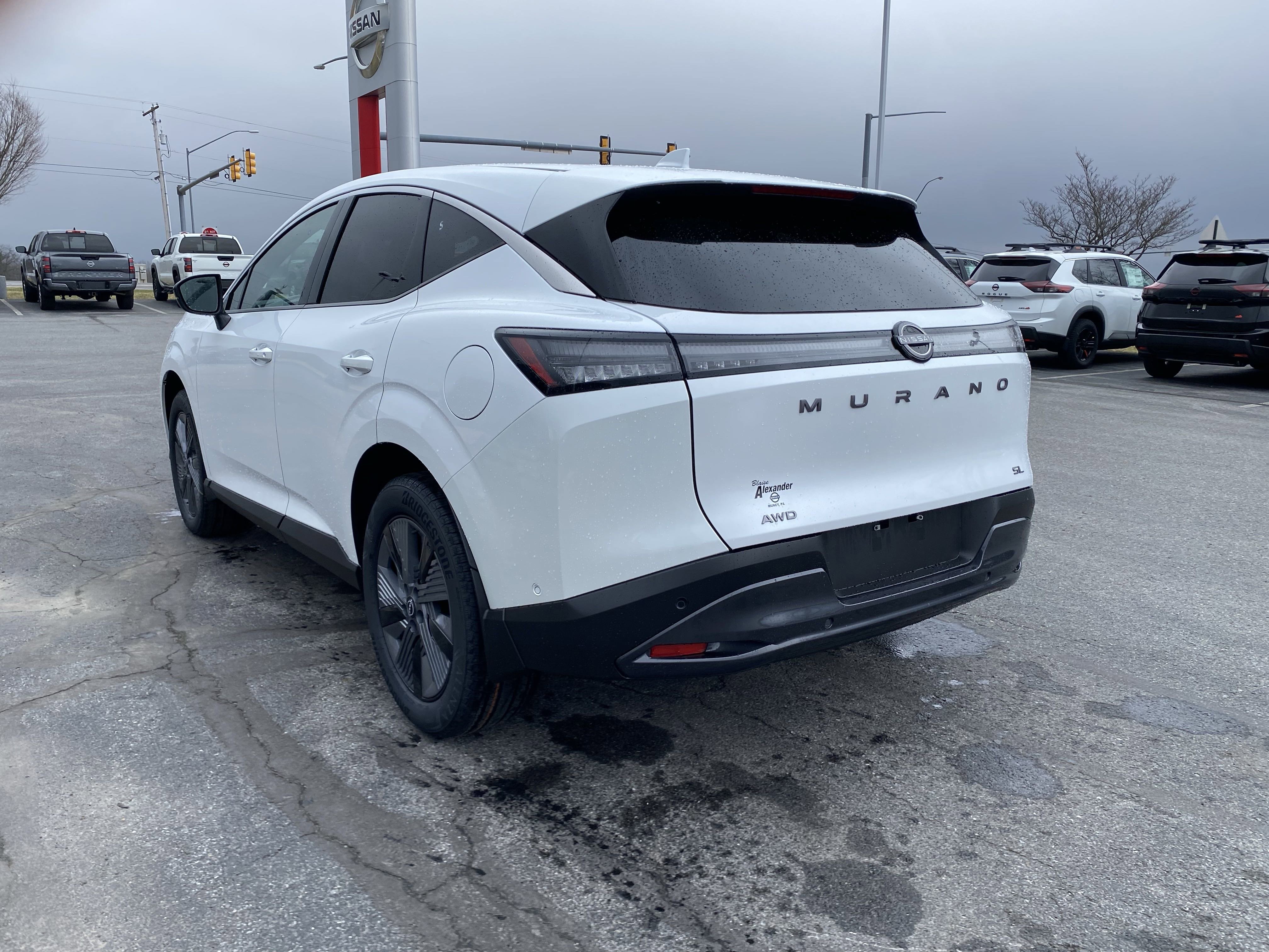 New 2025 Nissan Murano SL image 6
