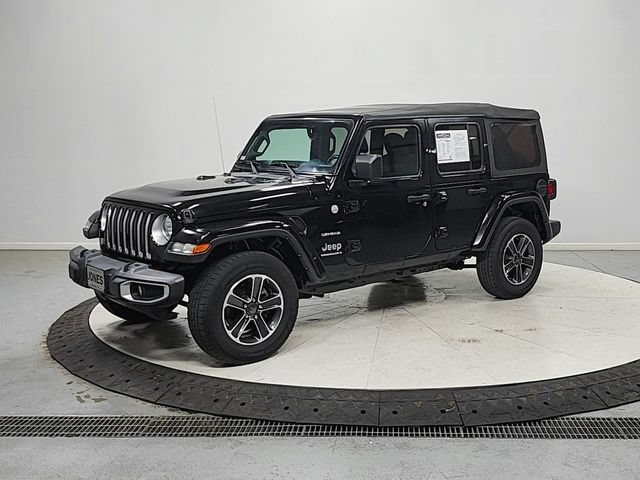 Used 2023 Jeep Wrangler Unlimited Sahara w/ Cold Weather Group AWD/4WD image 3