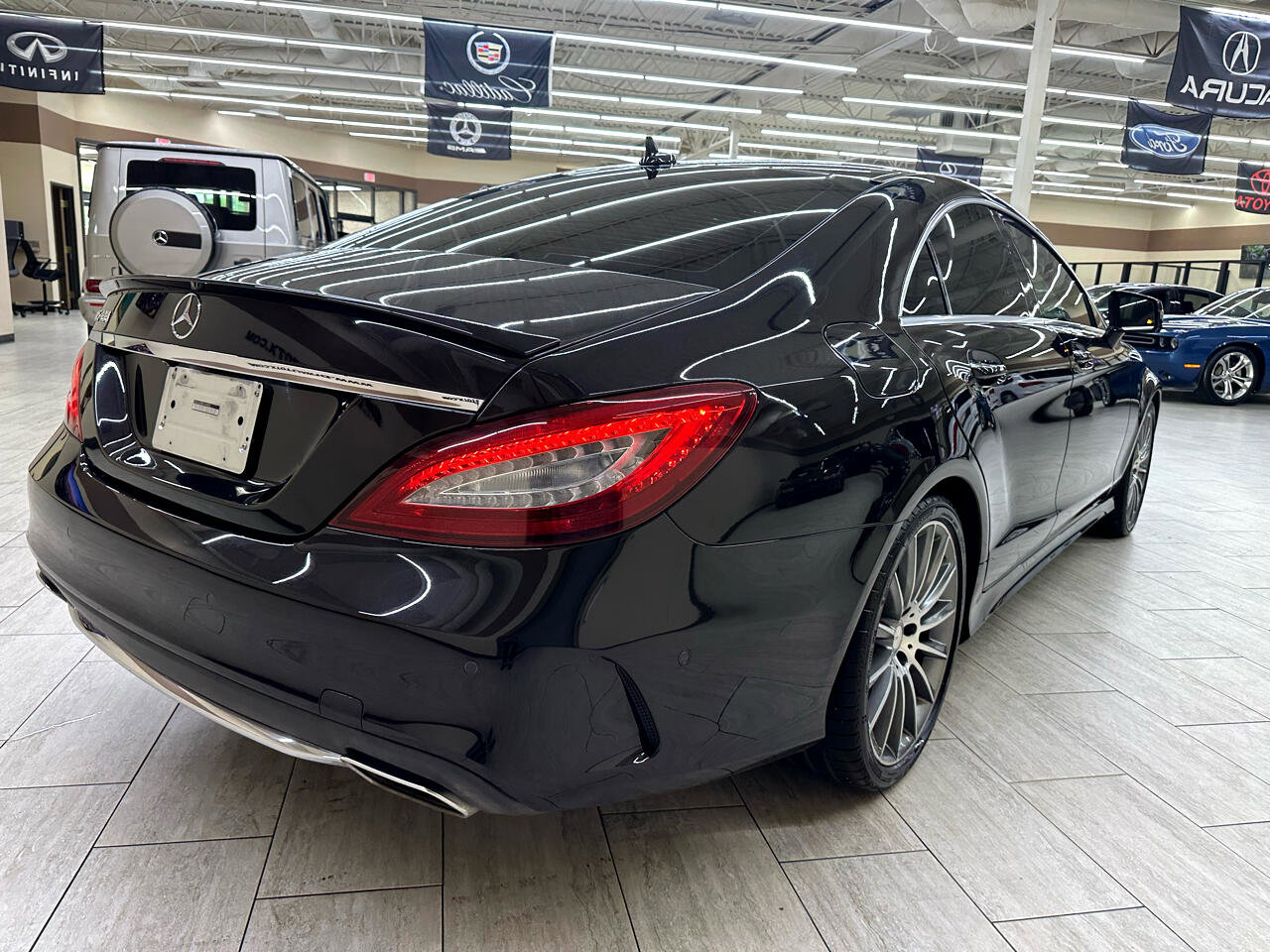 Used 2015 Mercedes-Benz CLS 400 w/ Premium 2 Package image 7
