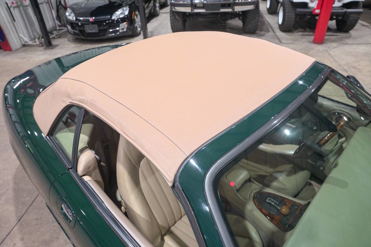 Used 2000 Jaguar XK8 Convertible RWD image 33