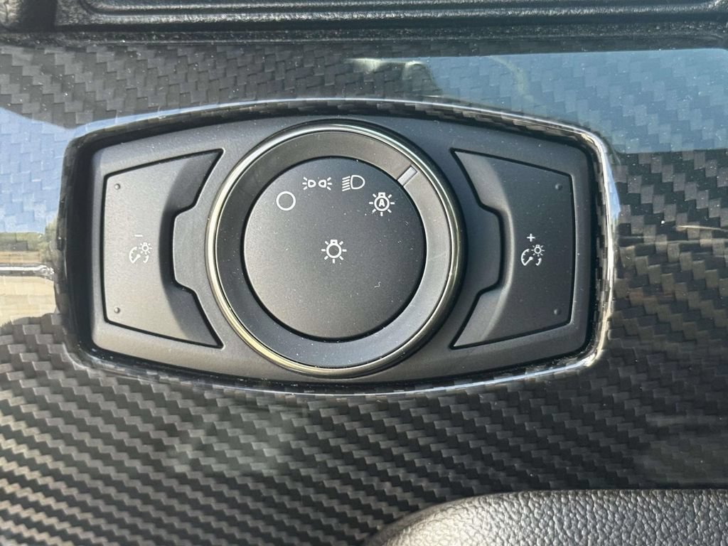Used 2021 Ford Mustang Shelby GT500 w/ Technology Package RWD image 19