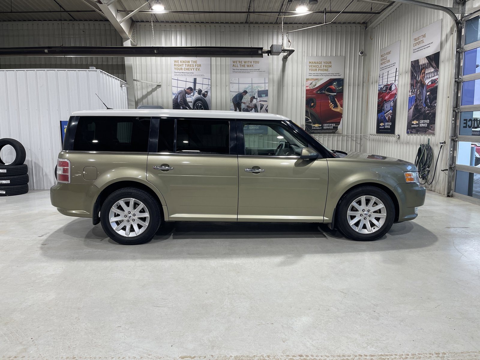 Used 2012 Ford Flex SEL w/ Equipment Group Order Code image 8