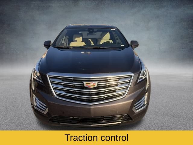 Used 2018 Cadillac XT5 Luxury w/ Driver Awareness Package image 17