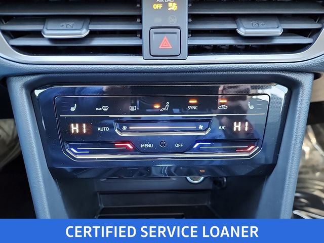 New 2025 Volkswagen Taos SE image 21