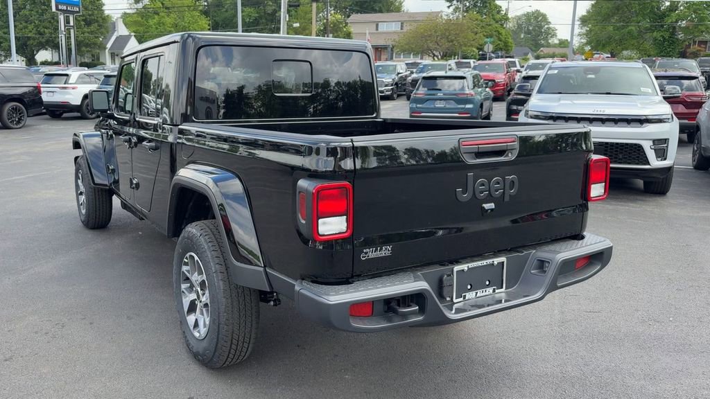New 2026 Jeep Gladiator Sport AWD/4WD image 5