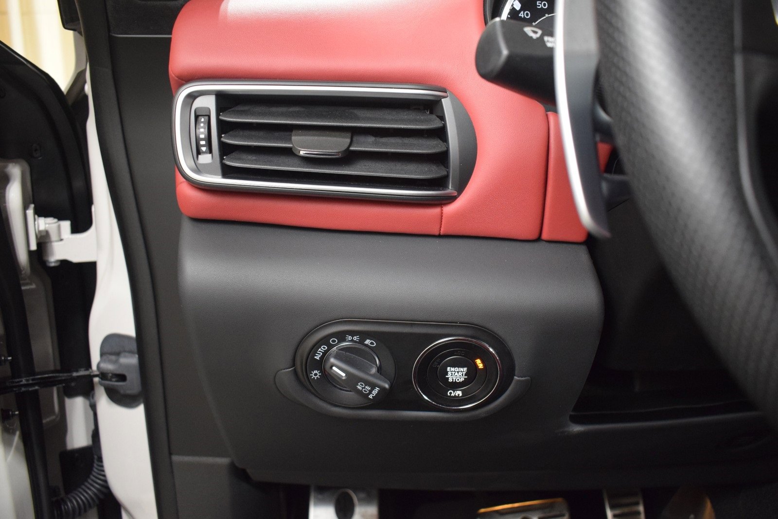 Certified 2022 Maserati Levante Modena image 29