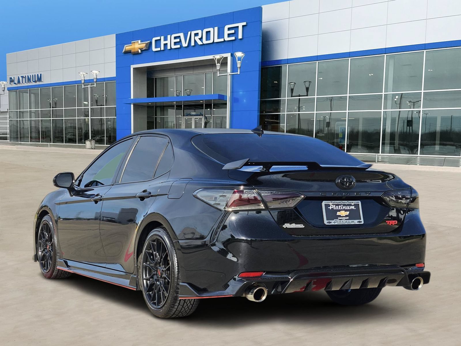 Used 2020 Toyota Camry TRD FWD image 4
