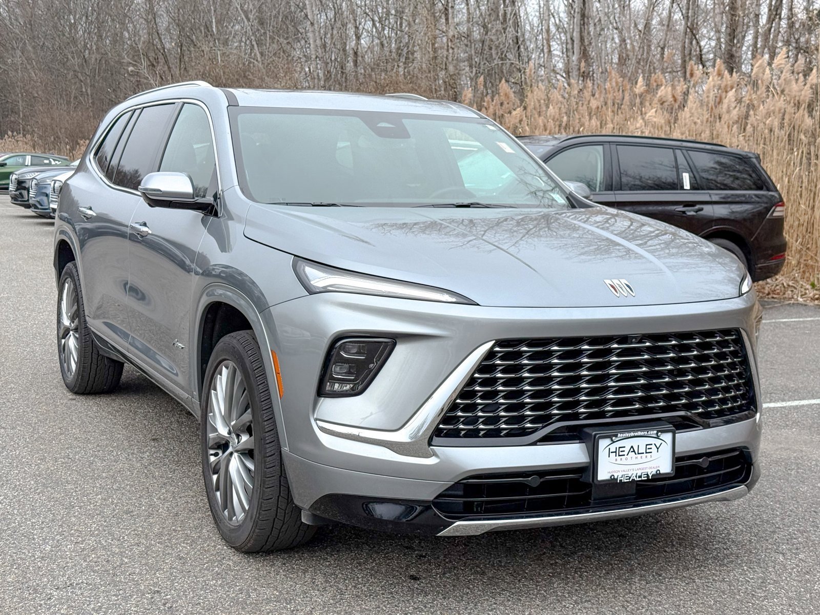 Used 2025 Buick Enclave Avenir w/ LPO, Floor Liner Package