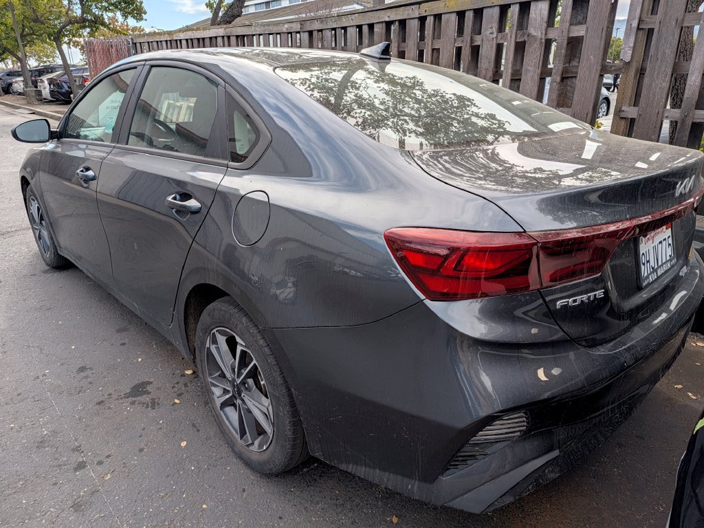 Used 2023 Kia Forte LXS FWD image 2