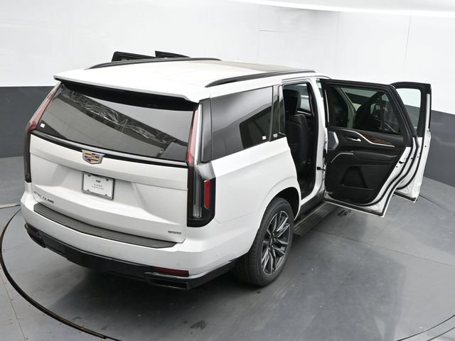 Used 2024 Cadillac Escalade Sport Platinum w/ LPO, Floor Liner Package AWD/4WD image 70