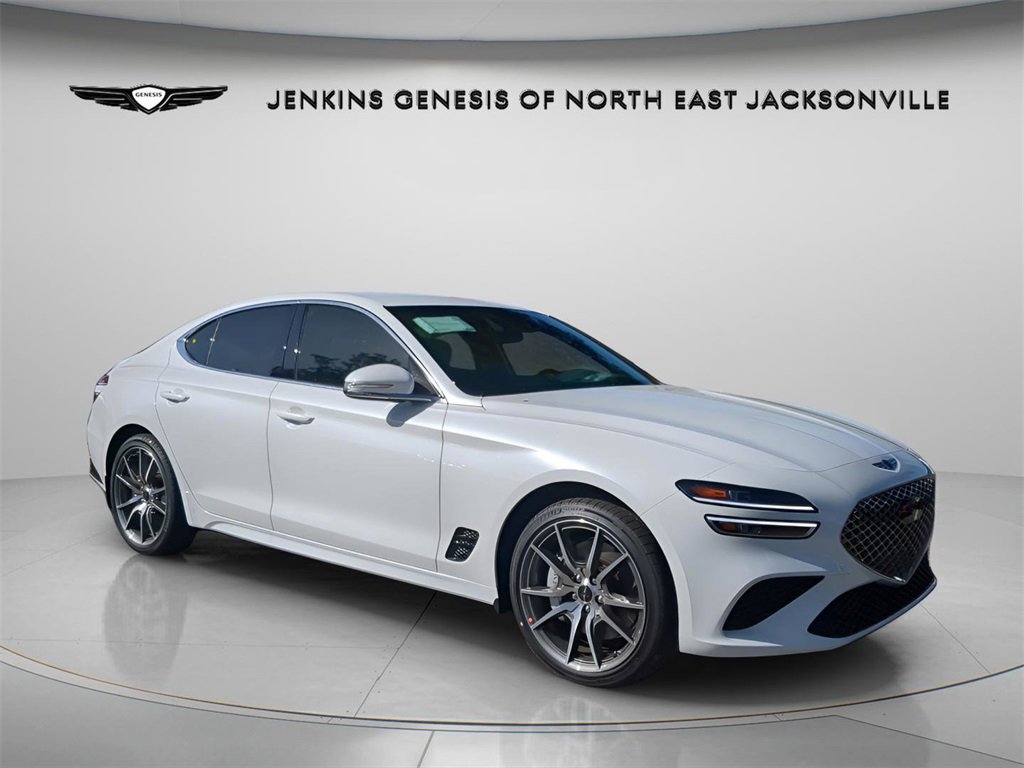 Used 2025 Genesis G70 2.5T image 8