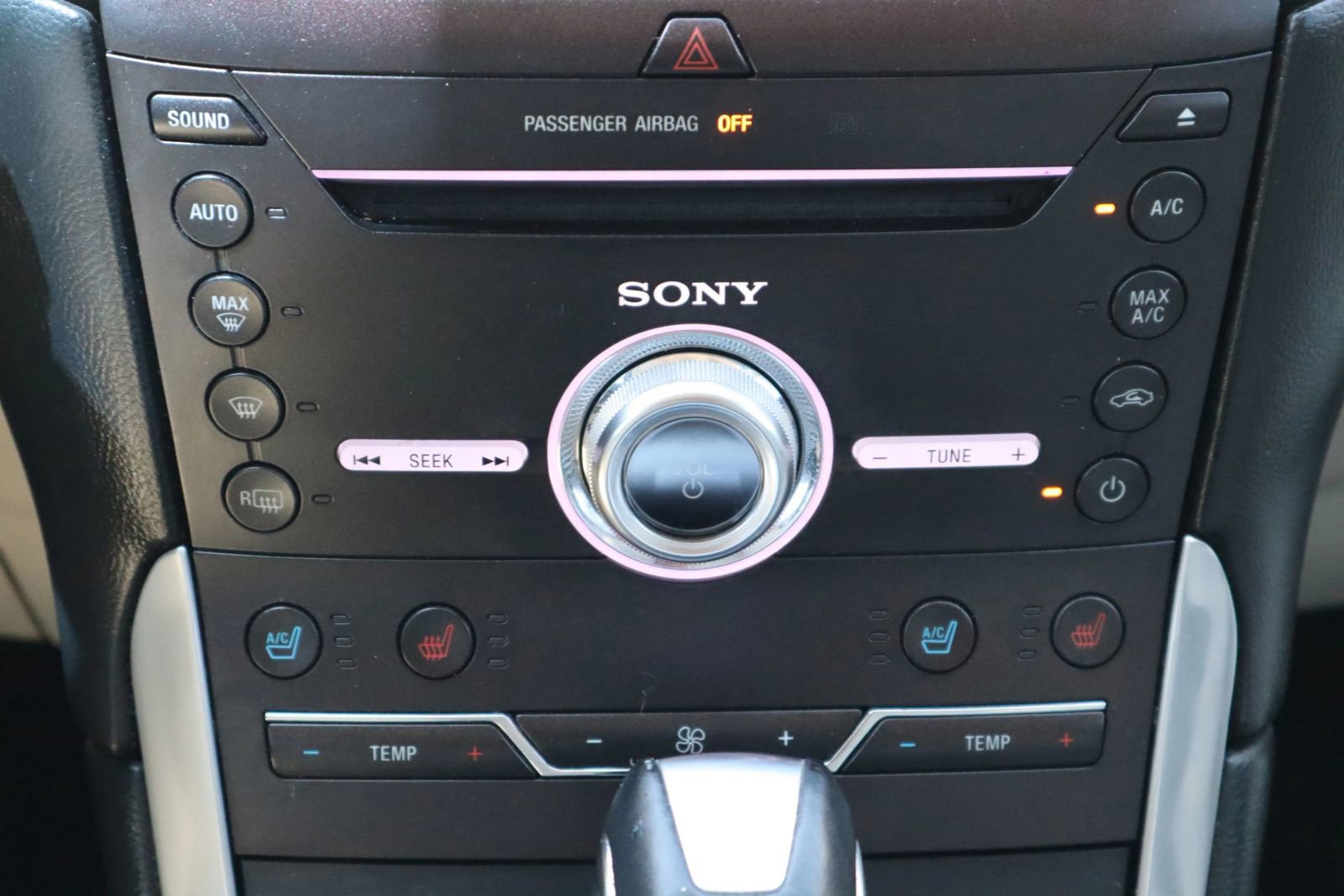 Used 2017 Ford Edge Titanium w/ Equipment Group 301A FWD image 24