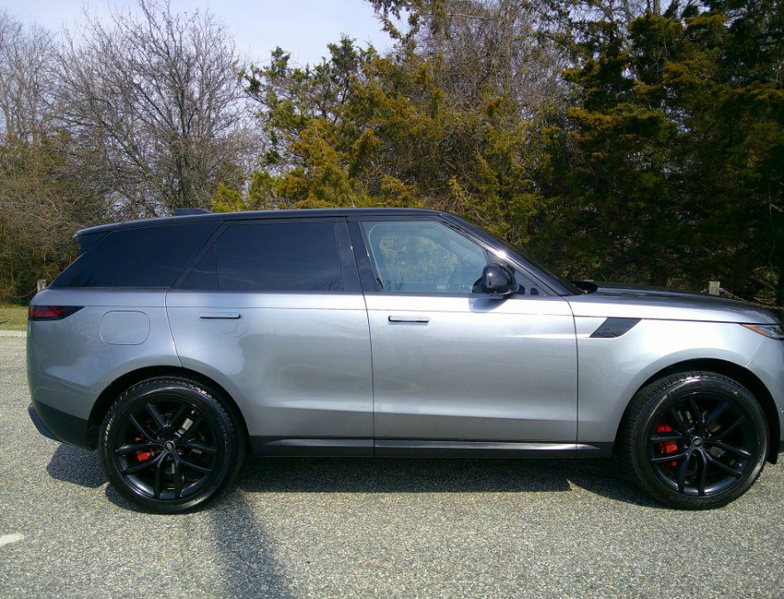 Used 2023 Land Rover Range Rover Sport SE image 20