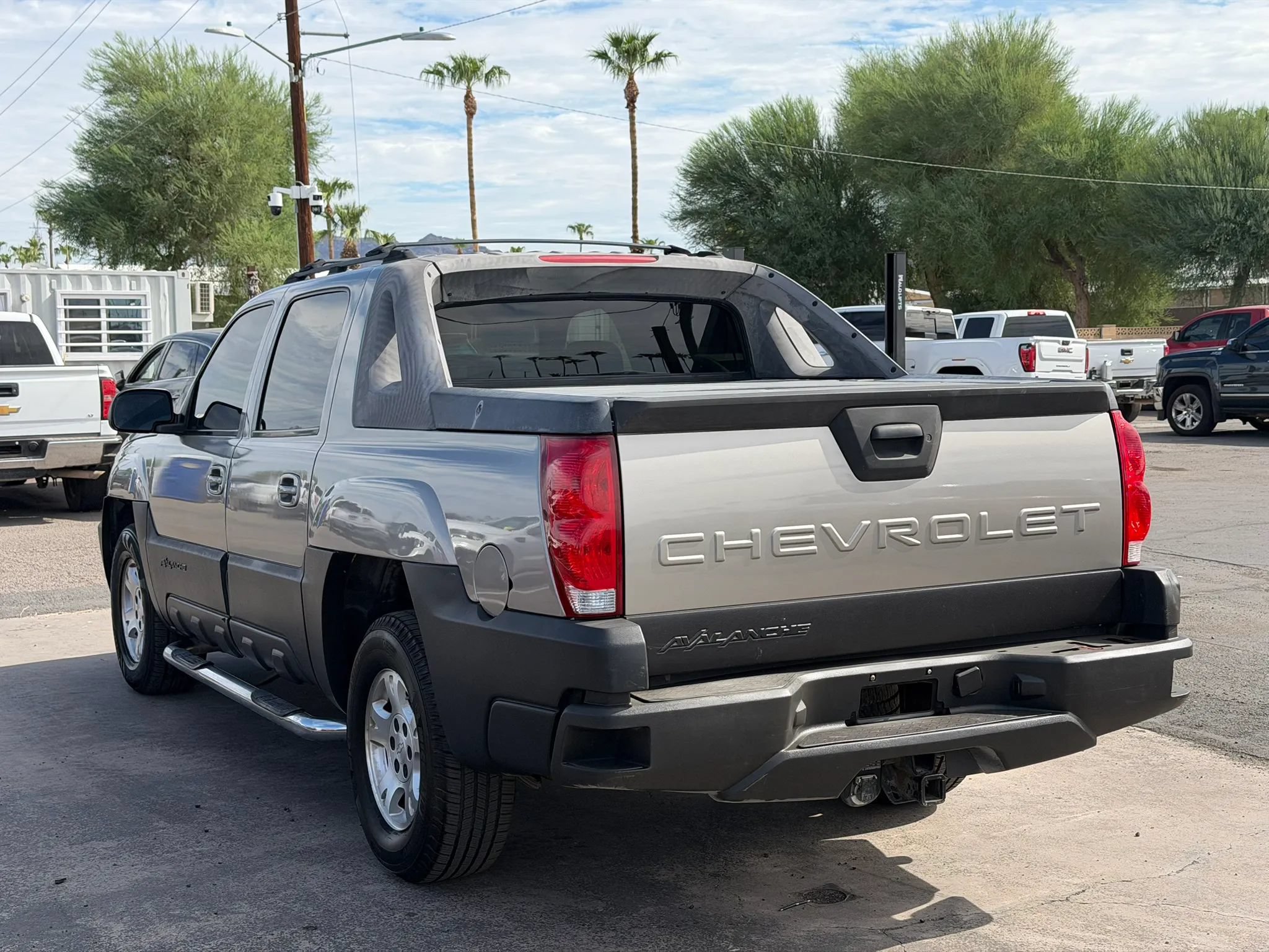 Used 2003 Chevrolet Avalanche 2WD image 5