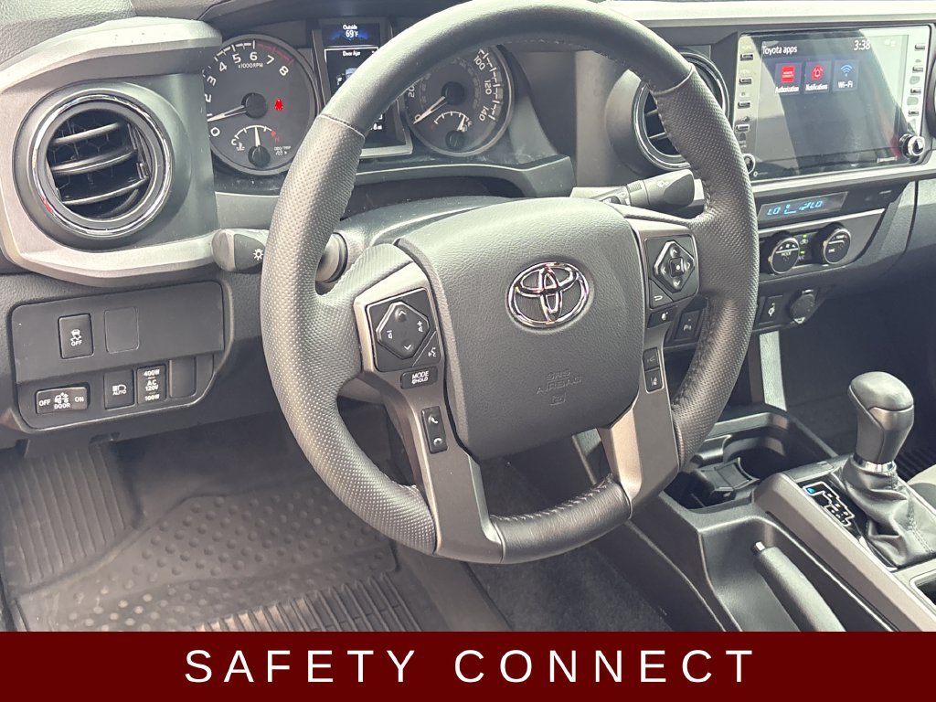 Used 2023 Toyota Tacoma TRD Off-Road w/ Technology Package AWD/4WD image 13
