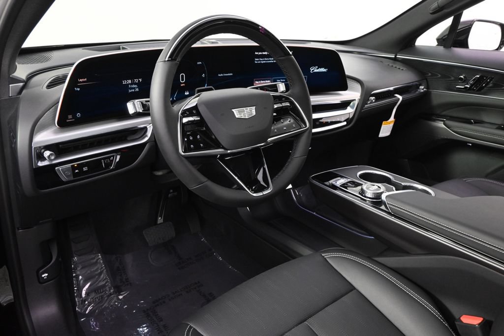 New 2026 Cadillac Lyriq Luxury w/ LPO, Floor Liner Package AWD/4WD image 12