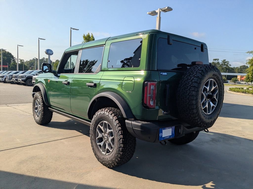 New 2025 Ford Bronco Badlands image 8