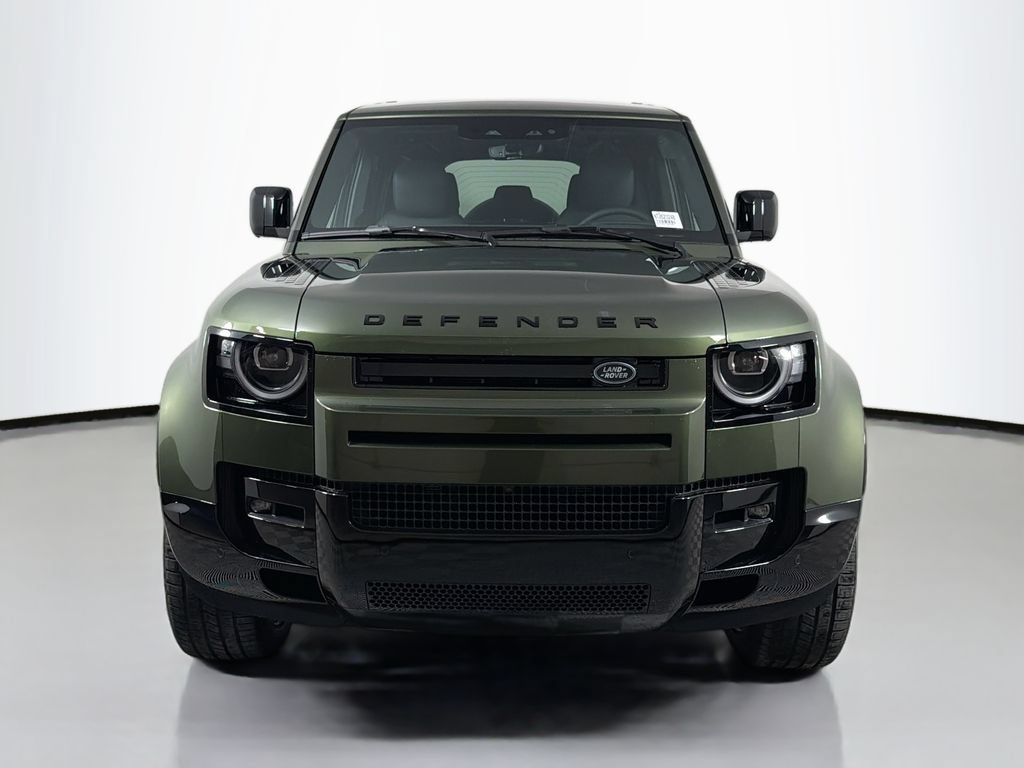 New 2026 Land Rover Defender 110 X-Dynamic SE AWD/4WD image 2