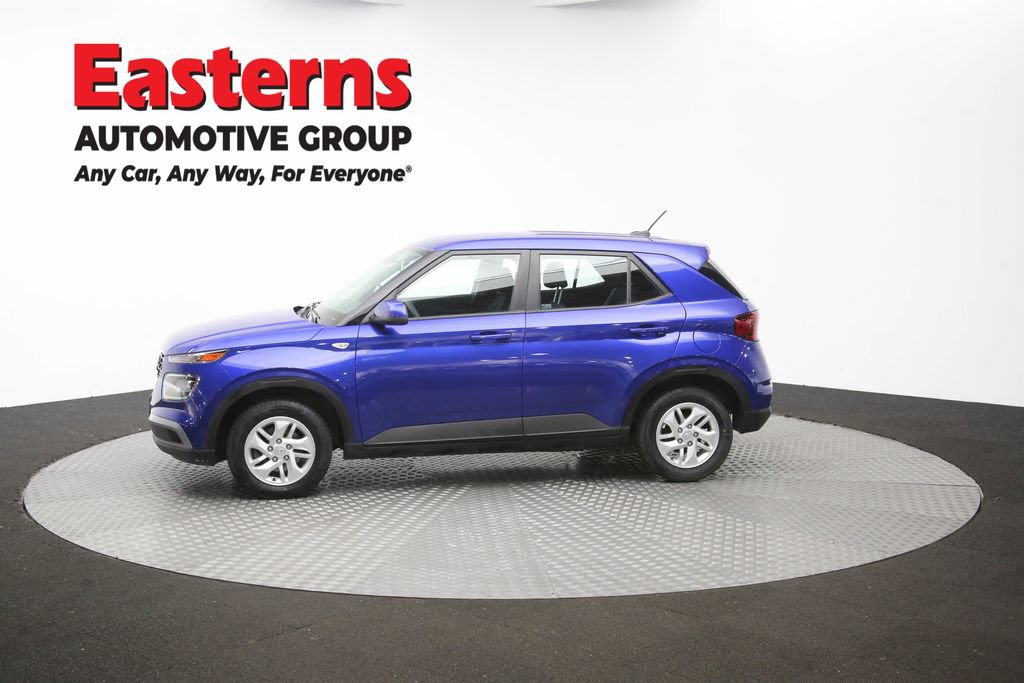 Used 2023 Hyundai Venue SE FWD image 60
